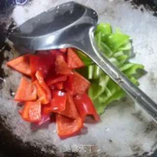 Make Double pepper fried duck eggs step 5