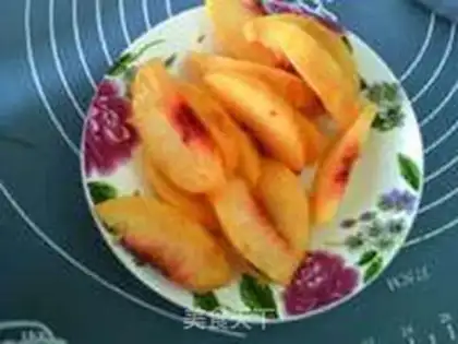 Make Peach mousse cake step 1