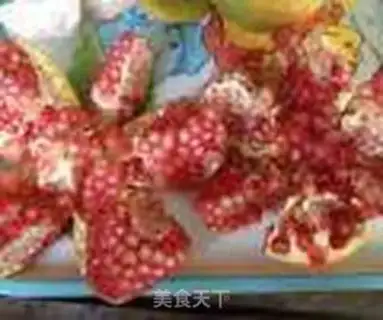 Make Pink crystal pomegranate juice step 1