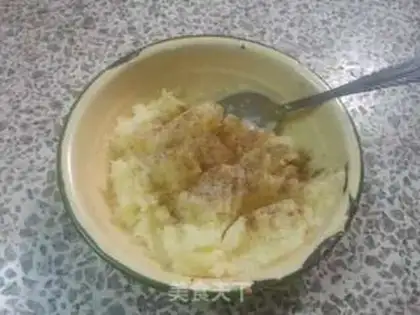 Make Minimoy potato ball step 1