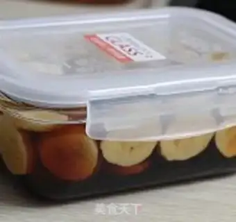 Make Banana vinegar step 4