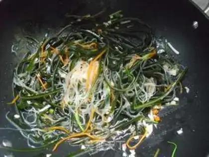 Make Seameat and radish step 3