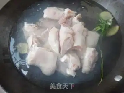 Make Garlic pig hand step 2