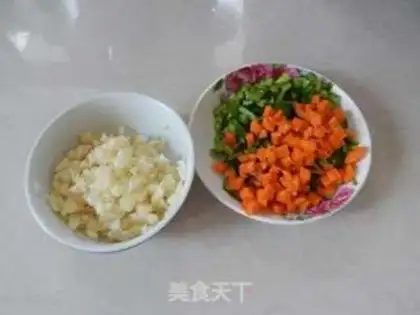 Make Garlic pig hand step 7