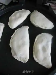 Make An egg box of celery step 6