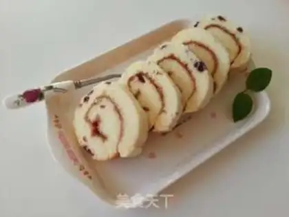 Make Cranberry Swiss roll step 20