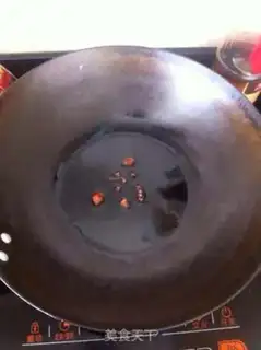 Make Tomato egg soup step 2