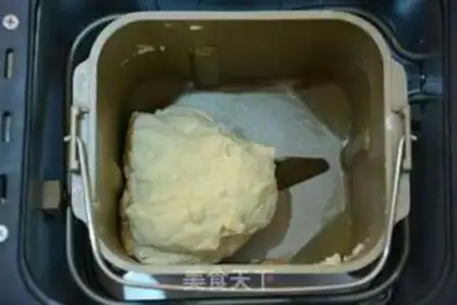 Make Chinese Hokkaido toast step 1