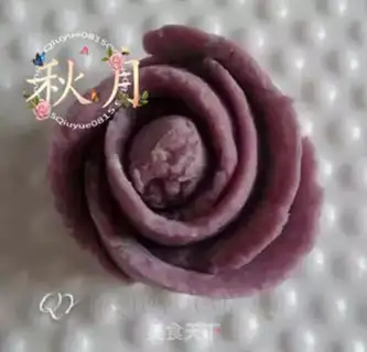Make Purple rose rolls step 4