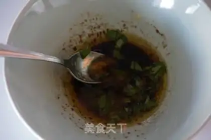 Make A tomato cup step 4