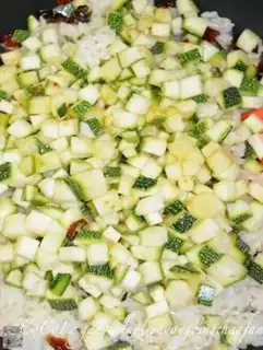 Make A dry pot of roller-dried rice step 6