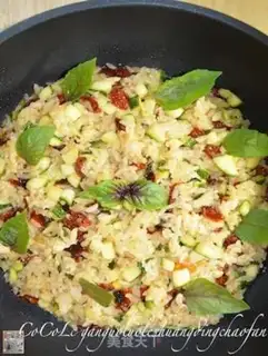 Make A dry pot of roller-dried rice step 14