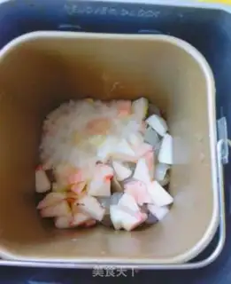 Make Peaches and cuisine step 1
