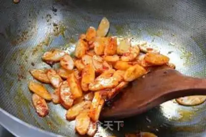 Make Hot fried rice cake step 4