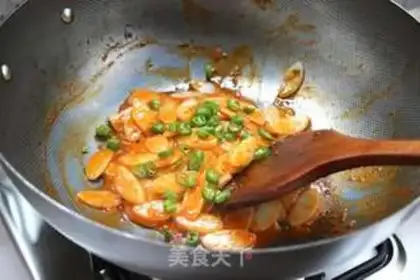 Make Hot fried rice cake step 7