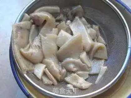 Make Crystal vegetable sandwich step 1