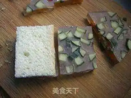 Make Crystal vegetable sandwich step 6