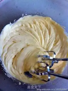 Make The Italian tradition of Tiramisu step 1