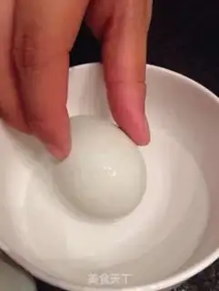 Make A duck egg step 2