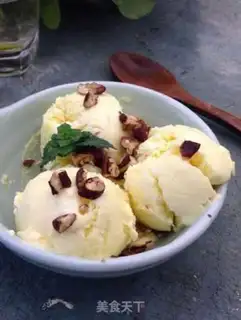 Make Grenade ice cream step 5