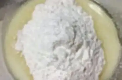 Make Dry-burned yellow fish step 3