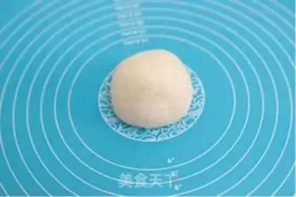Make Rose flower mooncake step 1