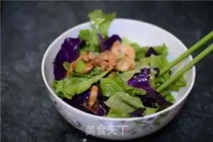 Make Red shrimp yogurt salad step 6