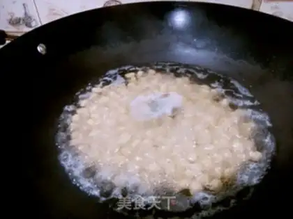 Make Spicy peanuts step 2