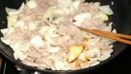 Make Black pepper onion cow willow step 6