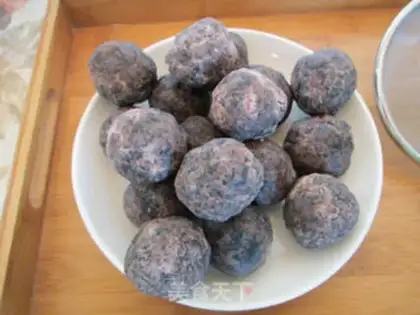 Make The bean sesame yolks step 7