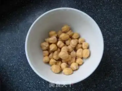 Make The bean salad step 1