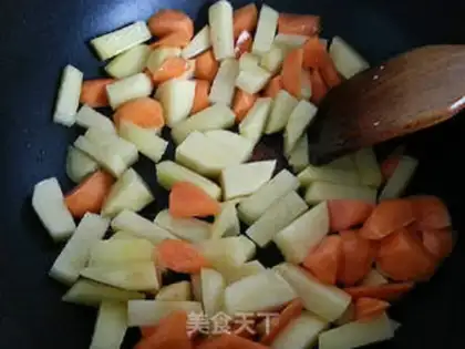 Make ♪ And a curry chicken ♪ step 4