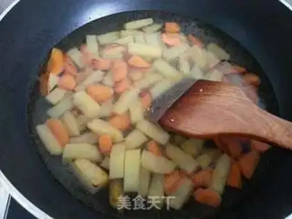 Make ♪ And a curry chicken ♪ step 5