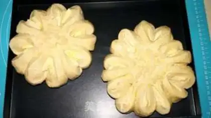 Make Cream cheese bread step 19
