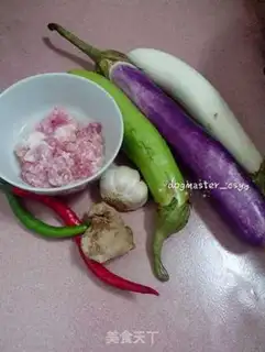 Make A three-gauge with meat step 0