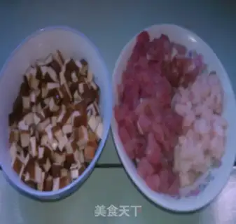 Make Dry mushroom sauce step 1
