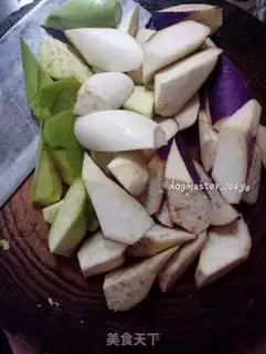 Make A three-gauge with meat step 1