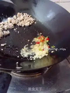 Make A three-gauge with meat step 4