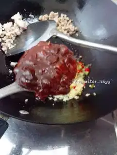 Make A three-gauge with meat step 5