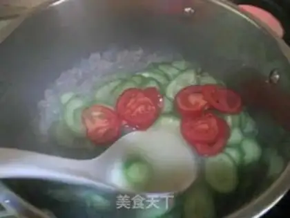 Make The meat cucumber fan soup step 7