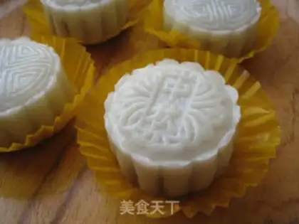 Make Milky potato ice-cream mooncake step 18