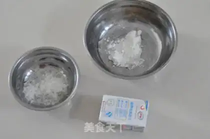 Make Cracker leather and fresh milk step 0