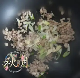Make Old Beijing noodles step 5