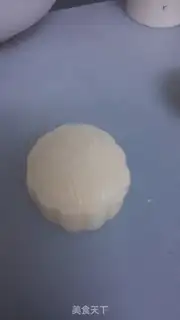 Make Ice mooncake step 8