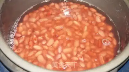 Make Red Bean Sand rose pie step 2
