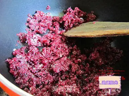Make French cranberry mooncake step 2