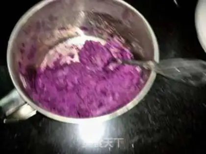 Make The potato mooncake step 2