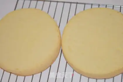 Make Toon birthday cake step 3