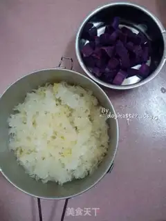 Make Purple potato silver ear soup step 2