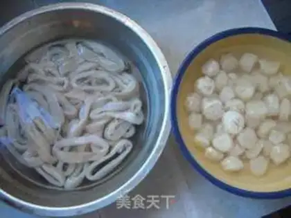 Make Squid belt. Seafood pizza step 3